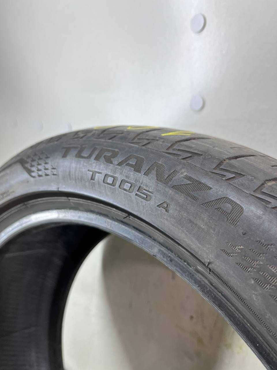 225/45 R19 Bridgestone пара літо / лето