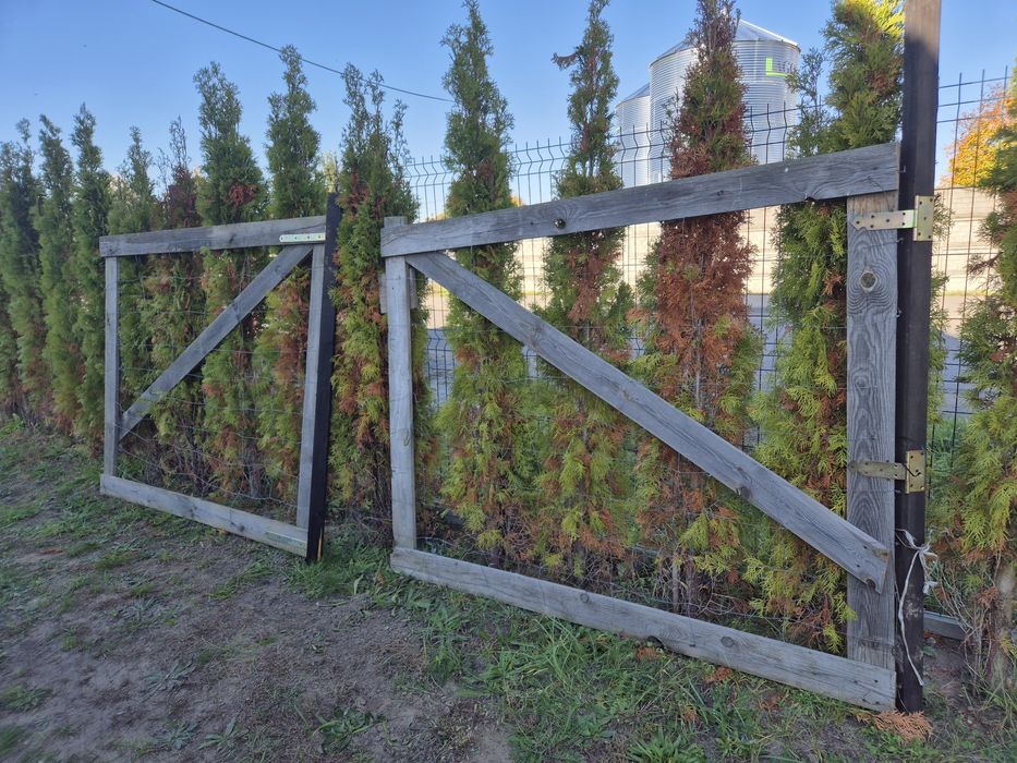 Brama tymczasowa na budowę