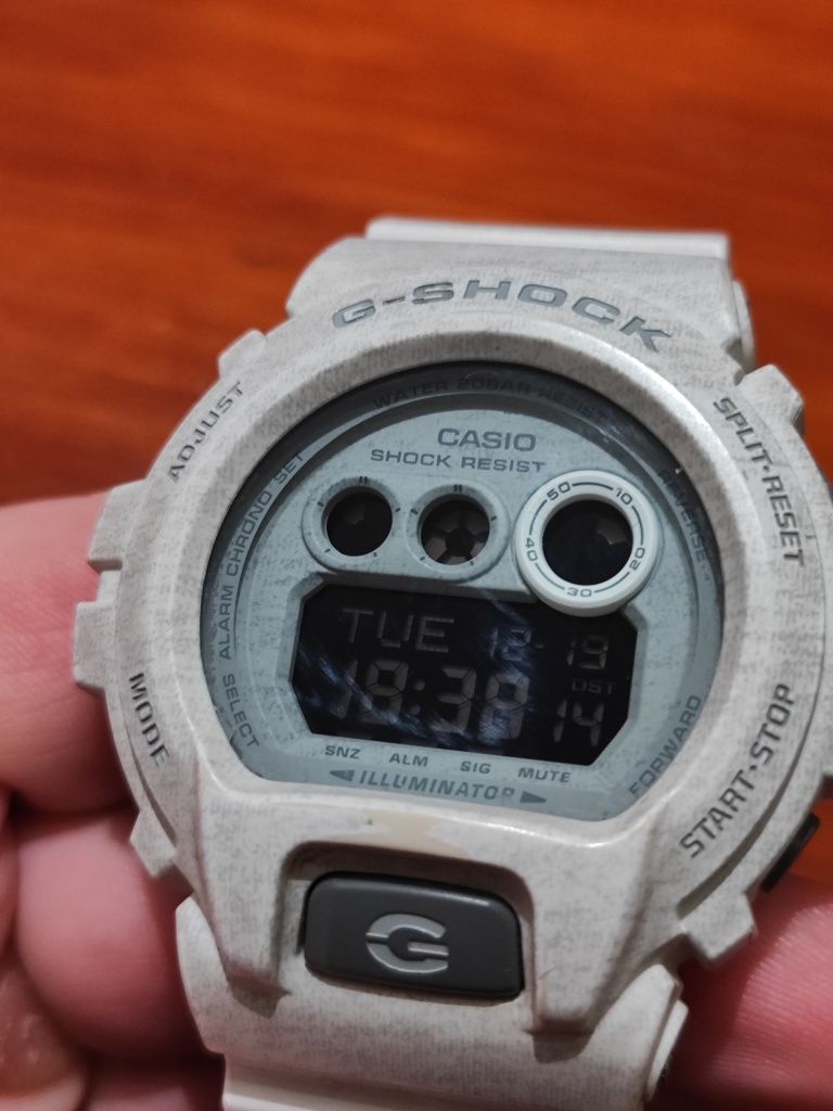 Zegarek Casio g-shock GD-X6900.