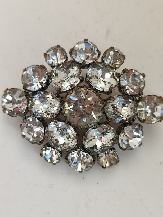 Винтажная брошь .