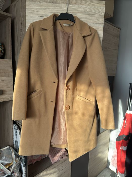 Płaszcz karmelowy
