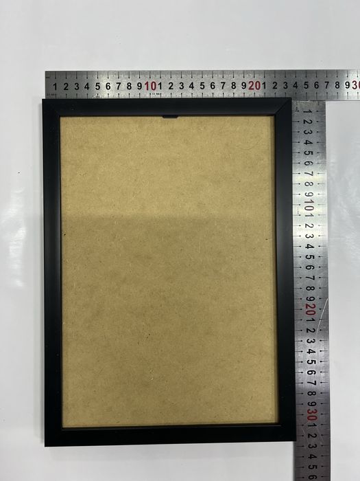 Рамки для фото та картин