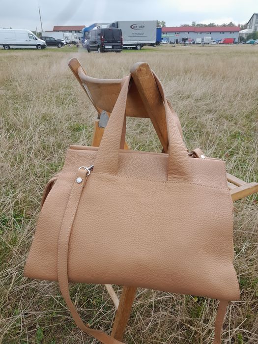 Шкіряна сумка фірми Maddison