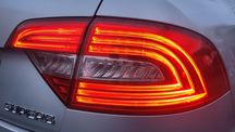 Suberb II lift lampa tyl sedan