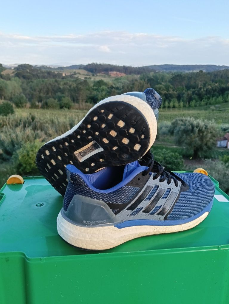 Sapatilhas Adidas Supernova
