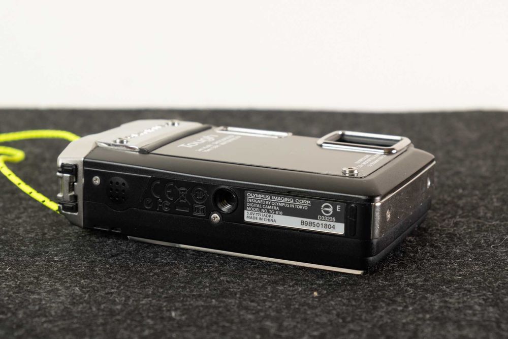 Olympus Tough TG-810 (komplet w pudełku + futerał)