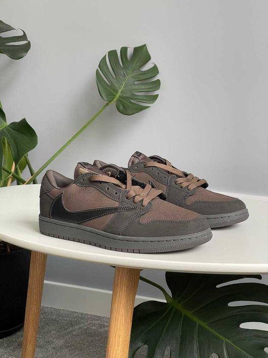 Кросівки Nike Air Jordan 1 OG SP Travis Scott Velvet Brown premium
