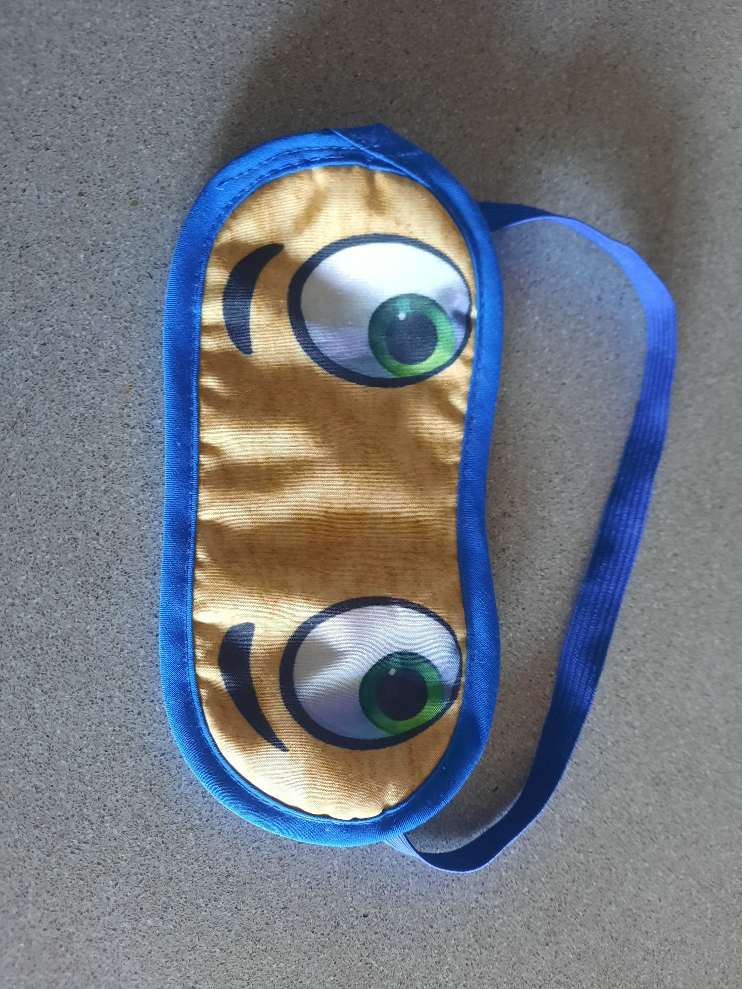 Mascara de dormir