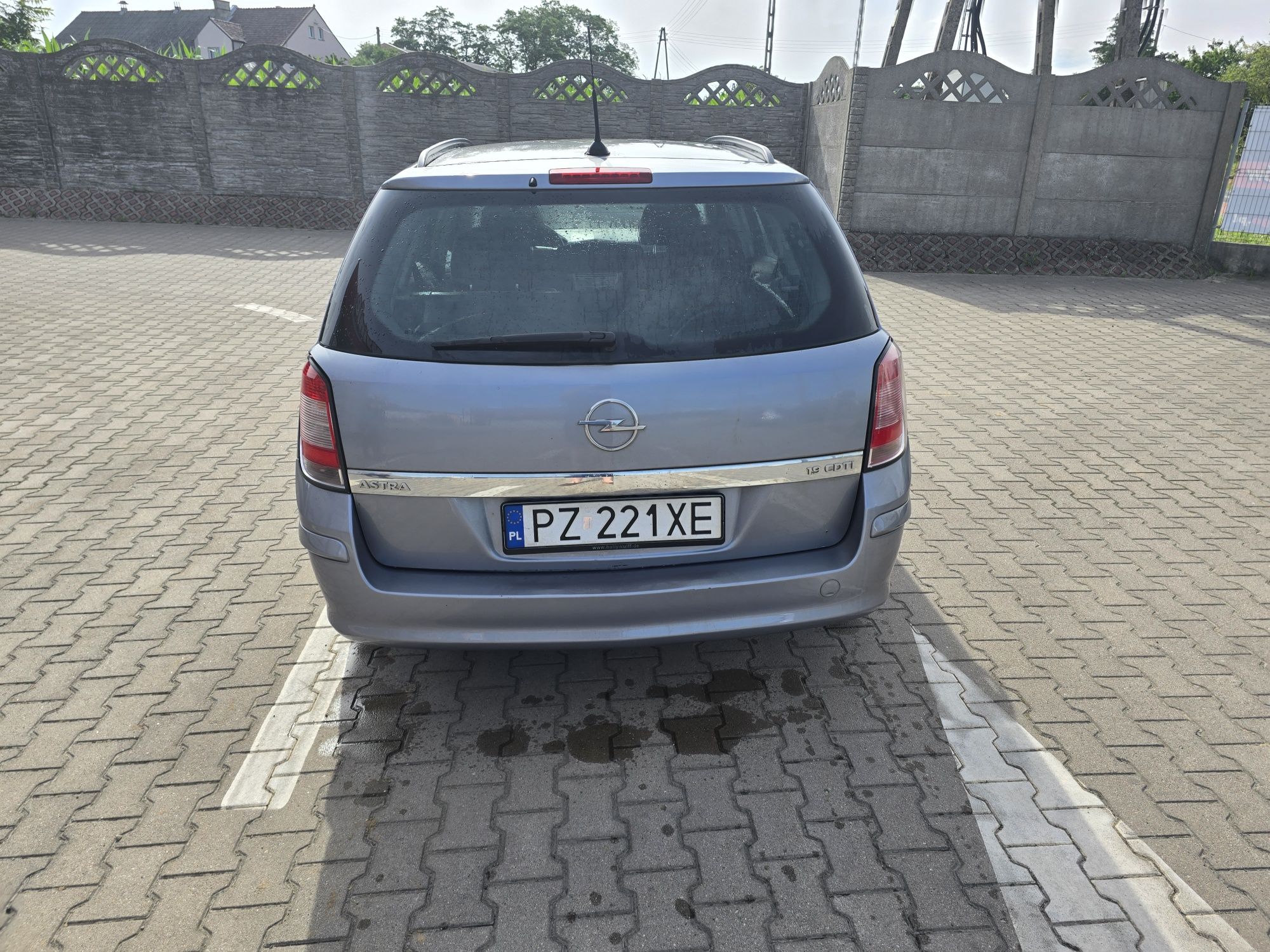 Sprzedam Opel Astra III H 1.9 cdtii OPC