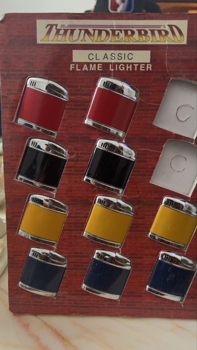 Isqueiros recarregaveis novos