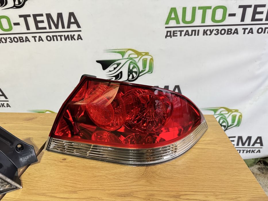 фонарь фара Lancer 9 задній ліхтар лансер ланцер 2004-2008