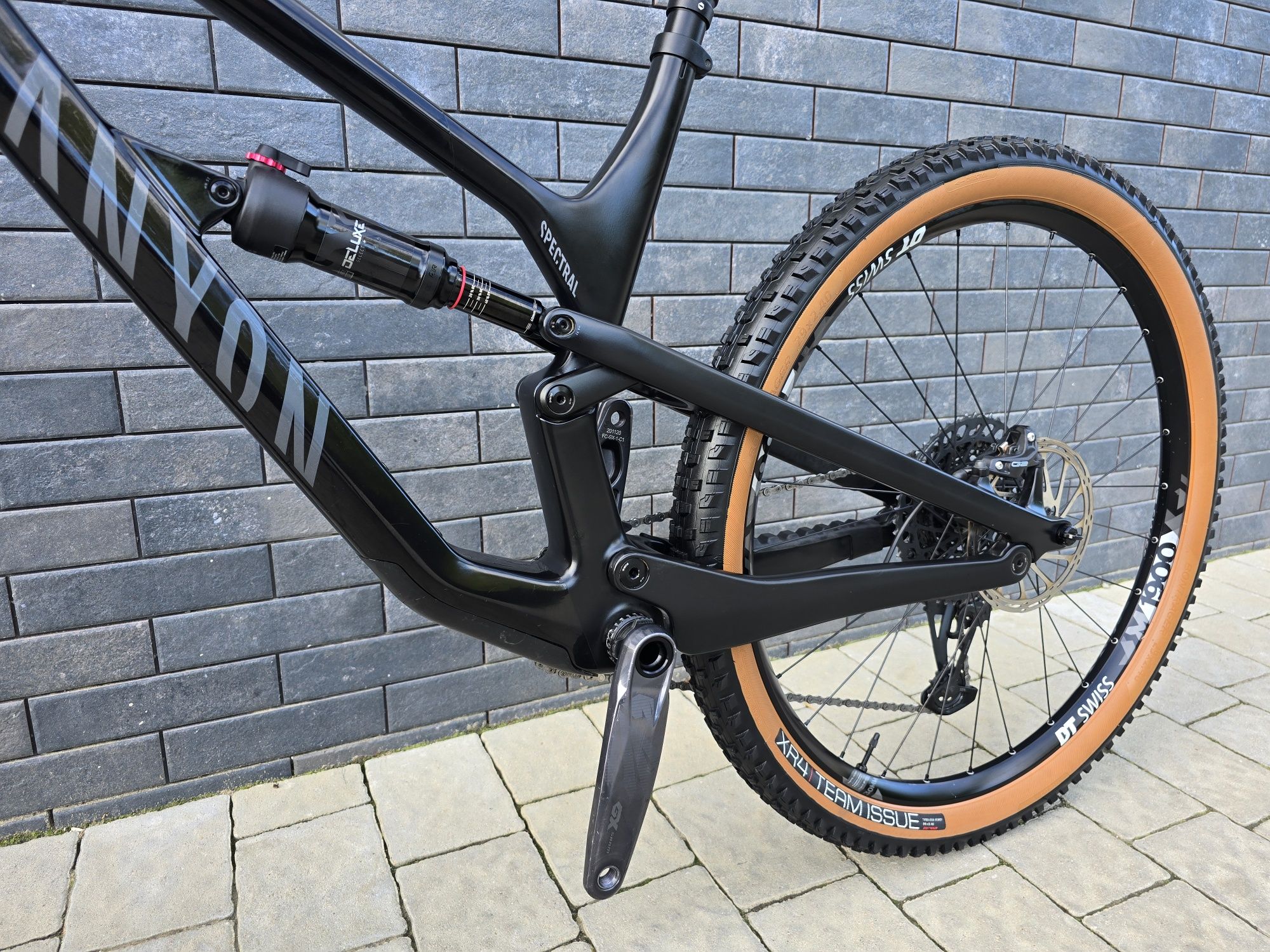 Карбоновий двухпідвіс Canyon Spectral CF 2022