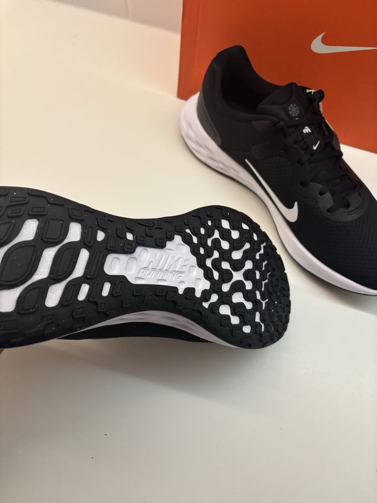 Buty nike air 43 revolution 7 new
