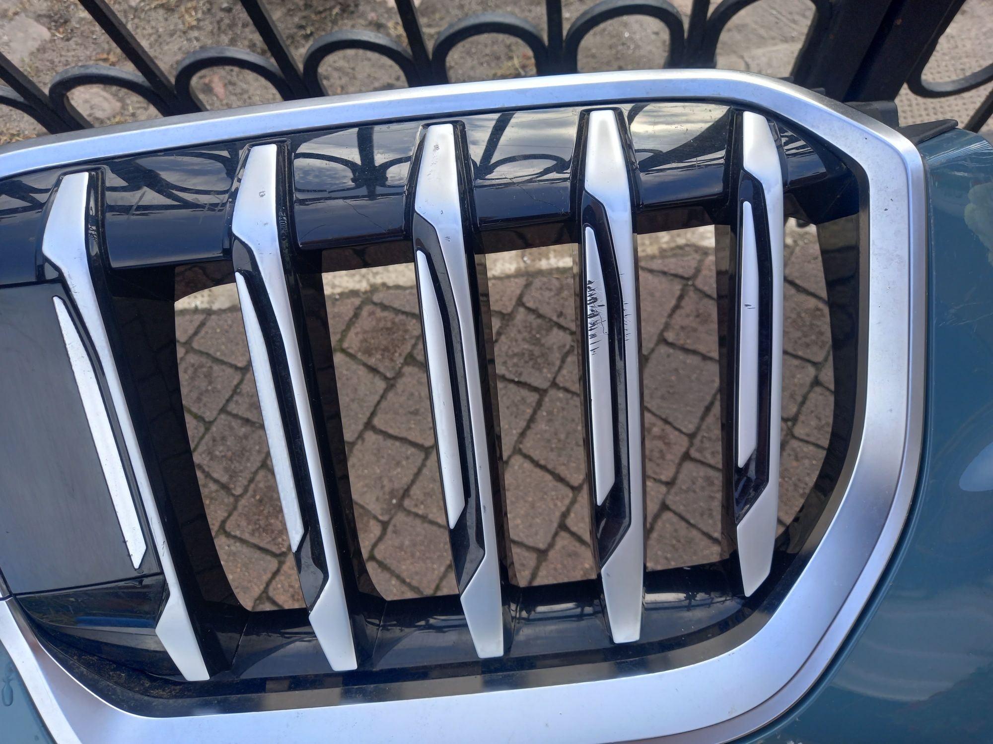 BMW X1 U11 Zderzak przedni