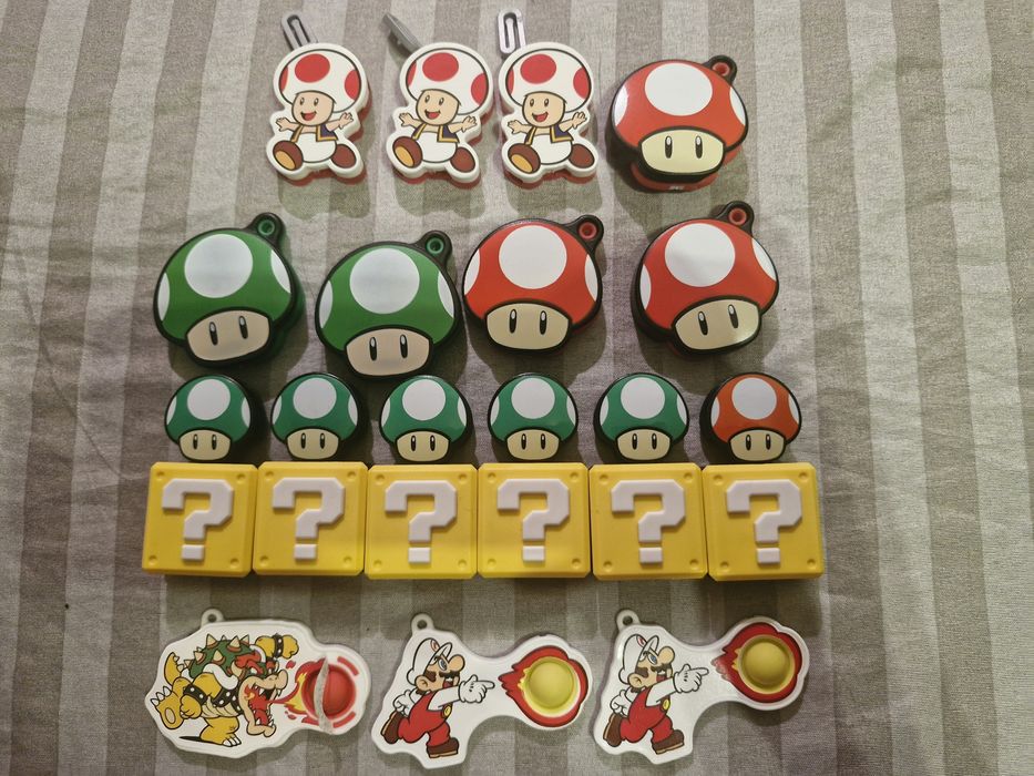 Figurki Kinder Joy Mario