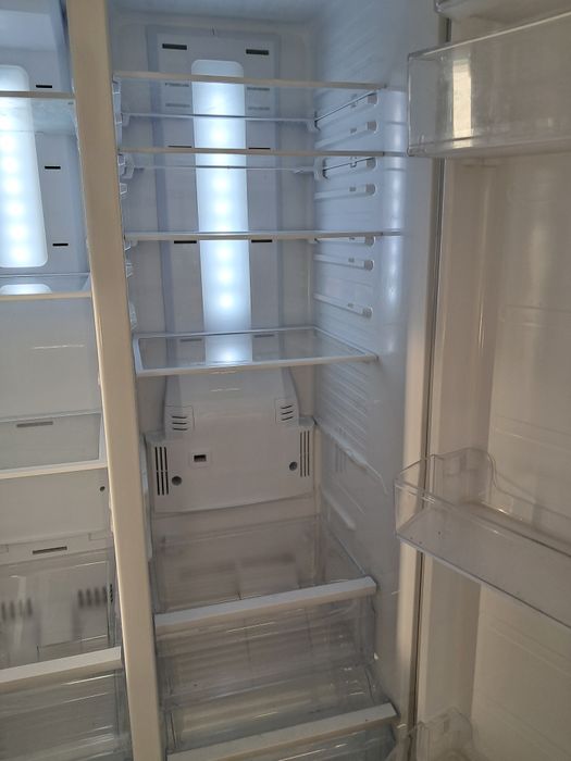 Lodówka Samsung w super stanie RS7528THCSL