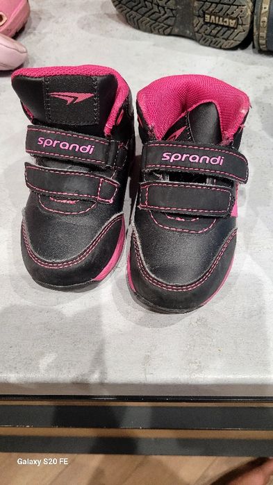 Adidaski sprawdź czarne różowe półbuty 21