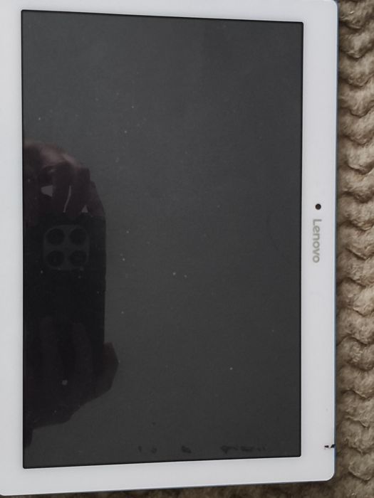 Планшет Леново нерабочий