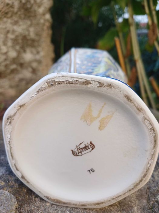 Jarrão de Porcelana marca Fapodel - nº 75