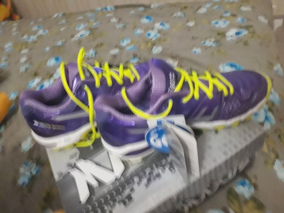 Бутсы (кросовки) для хокея на траве