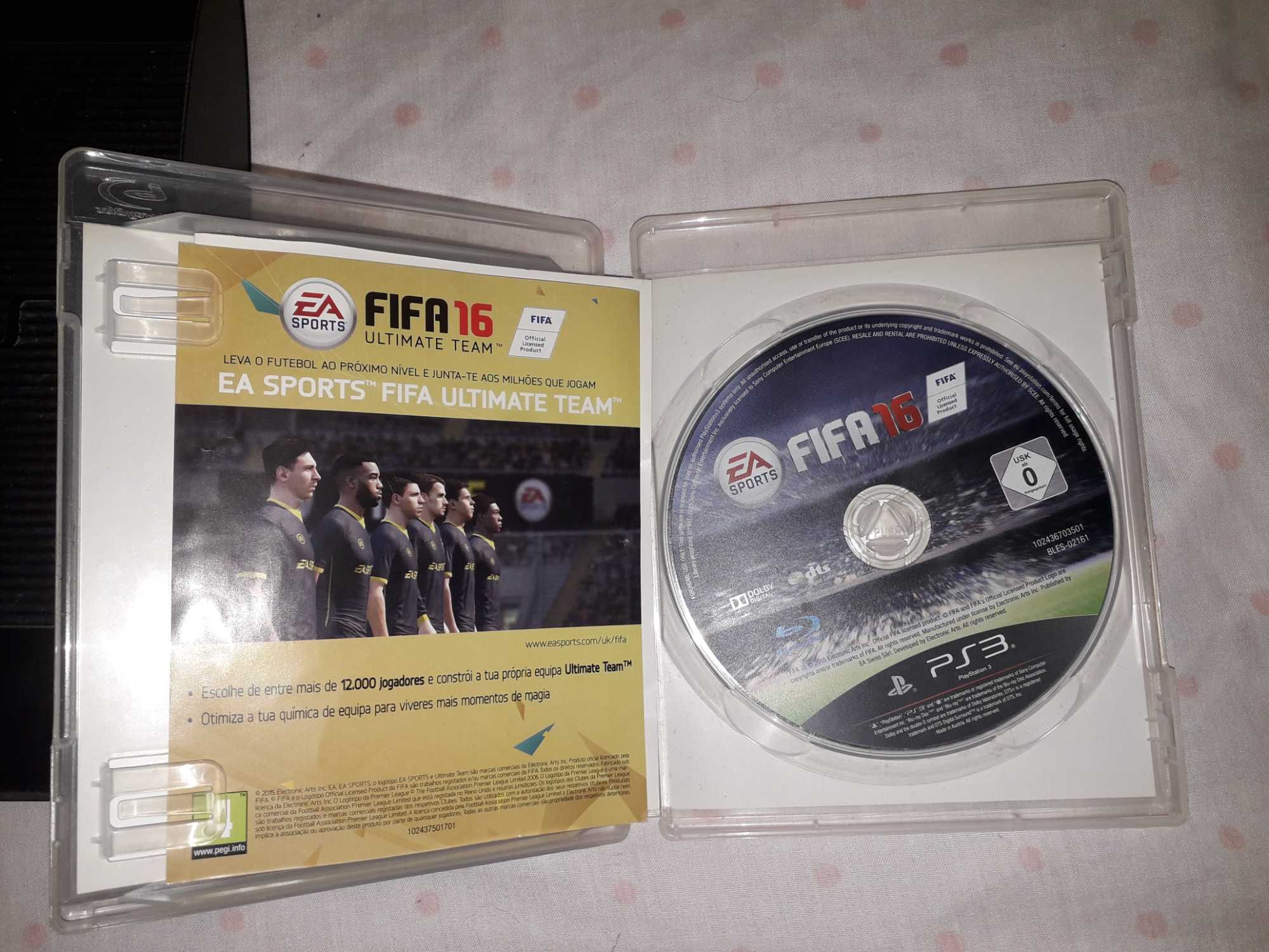 Playstation 3 (500 GB) sem comando