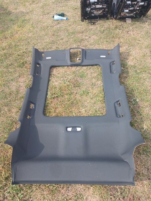 Потолок под панораму Audi Q3 2021