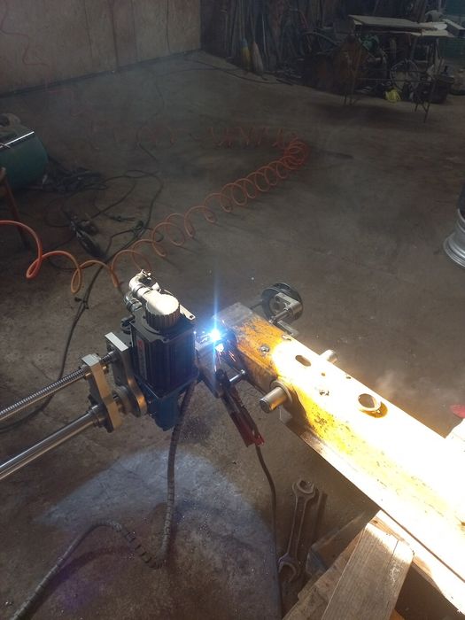 відновлювання отворів, наплавка розточування,