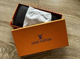 Portfel Louis Vuitton nowy elegancki zapinany na zamek polecam!