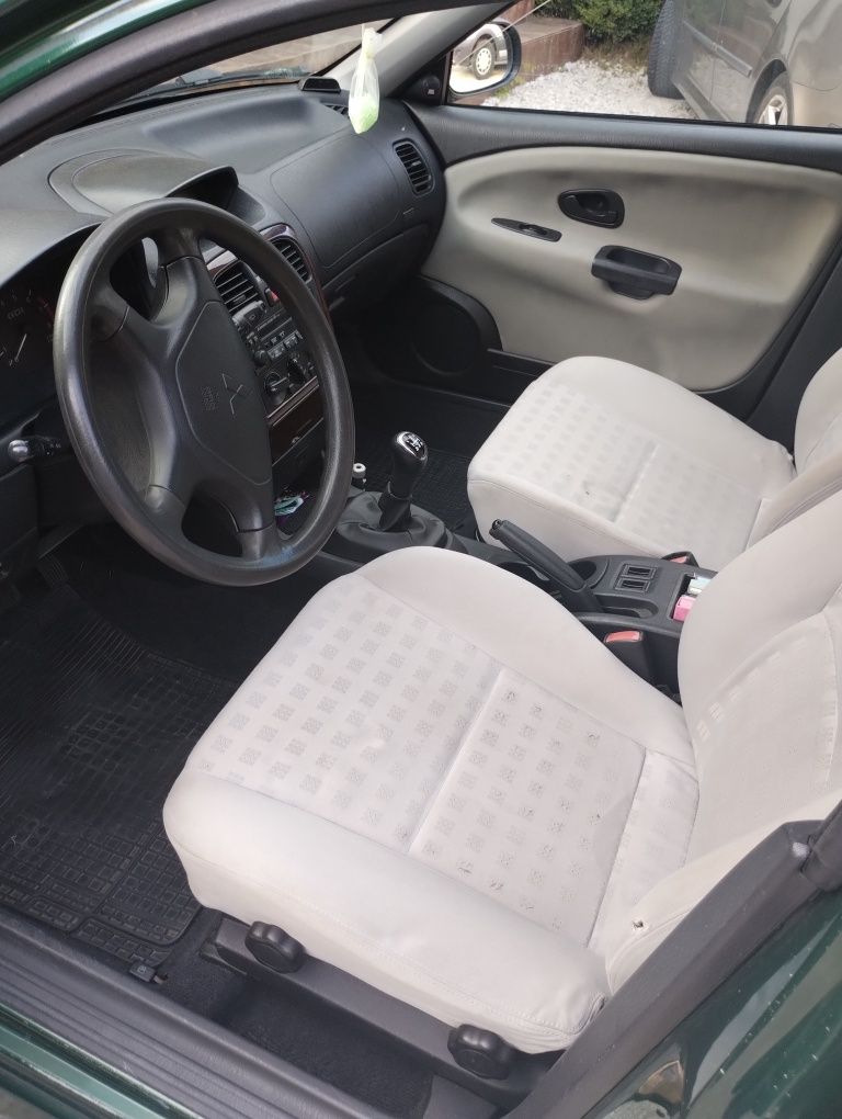Mitsubishi Carisma 1.8 GDI