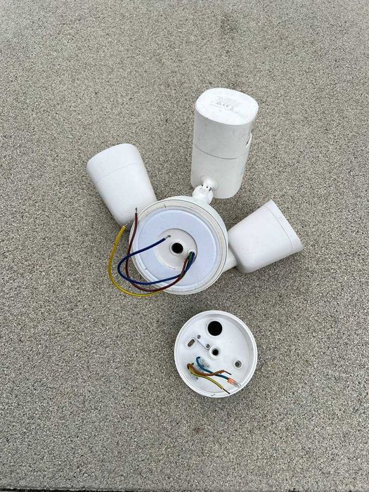 Zewnętrzna kamera eufy Floodlight (model T8420)