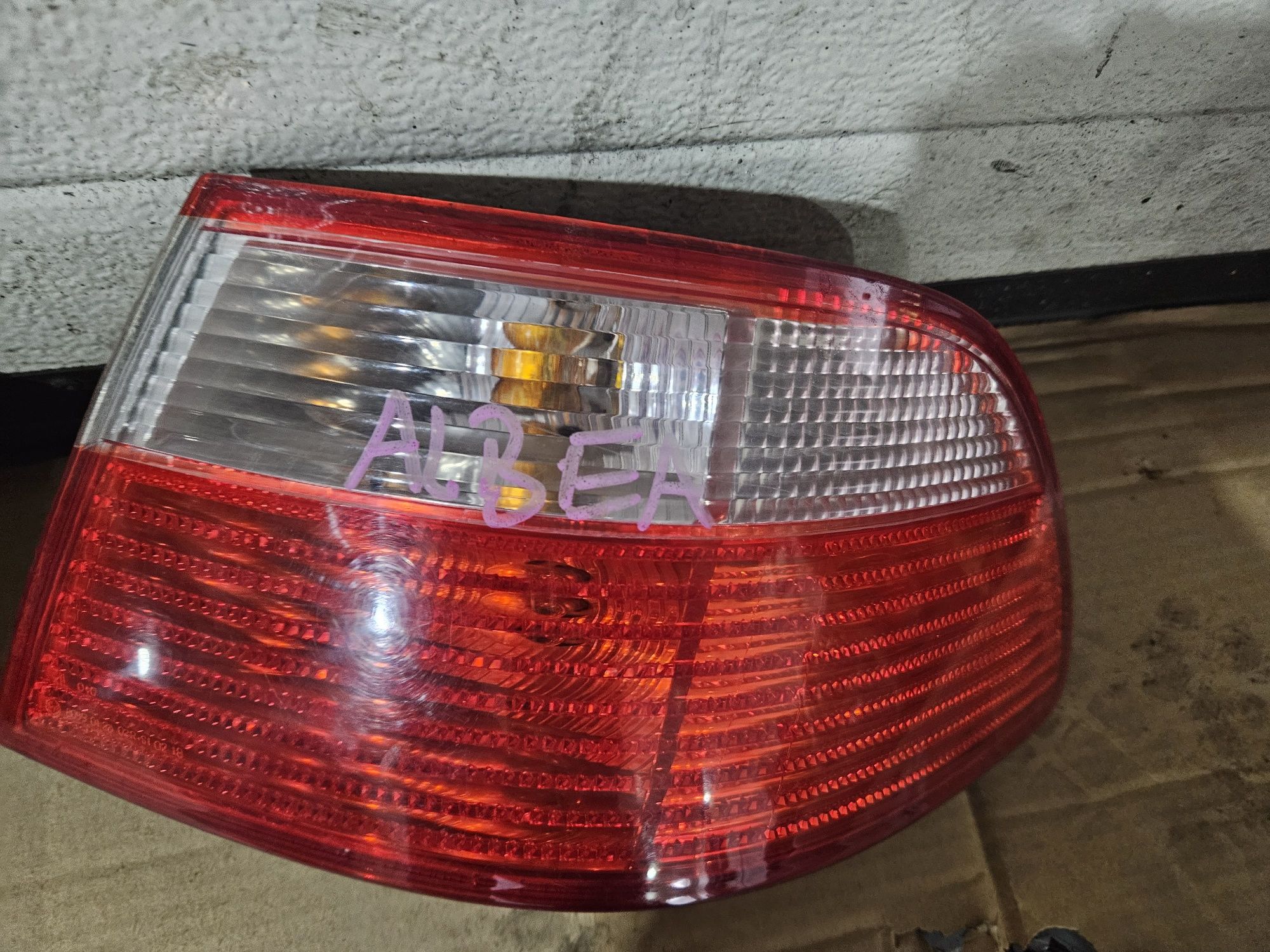 Fiat albea Lampa Tył