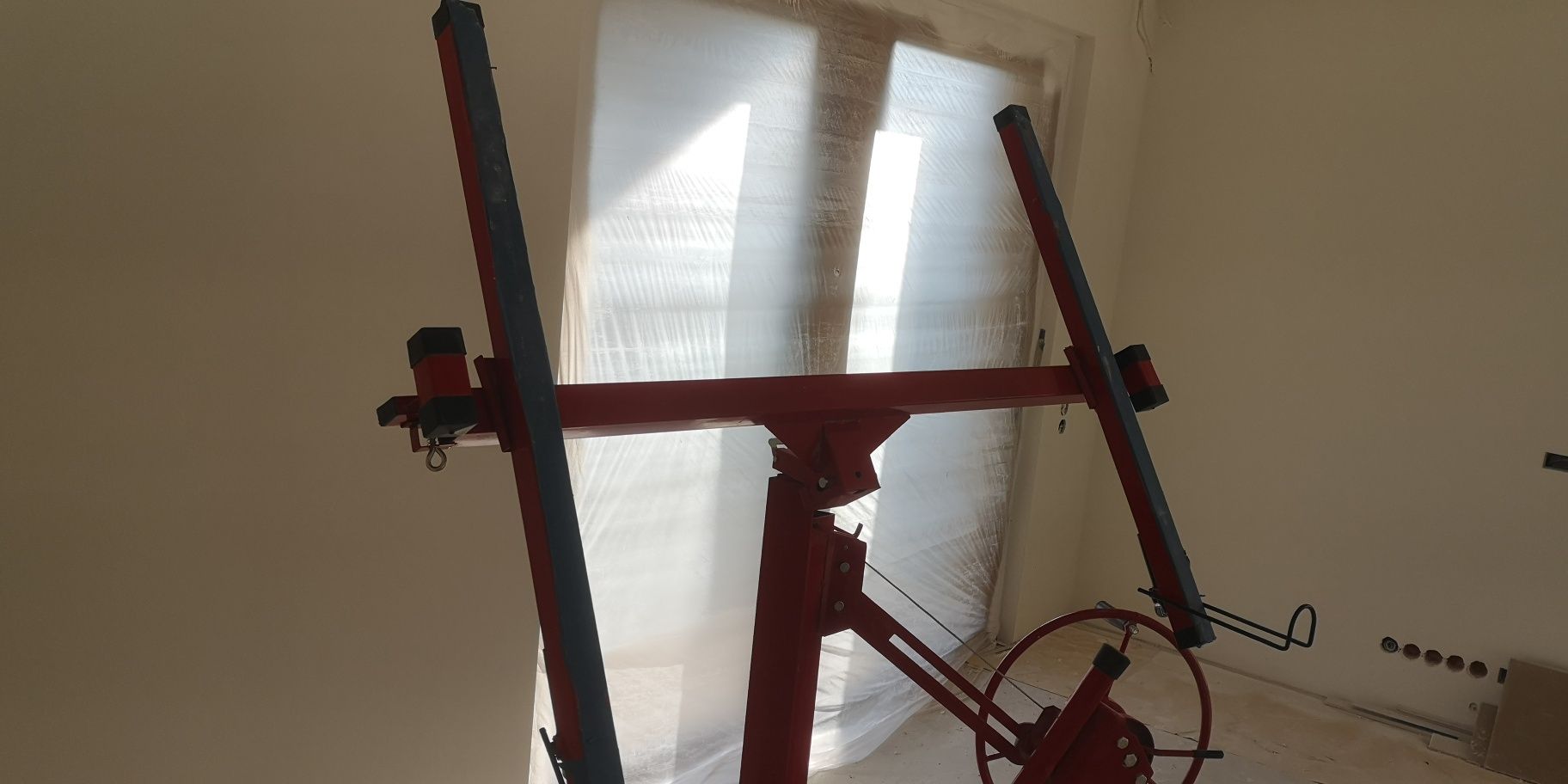 Podnośnik do płyt kartongips OSB