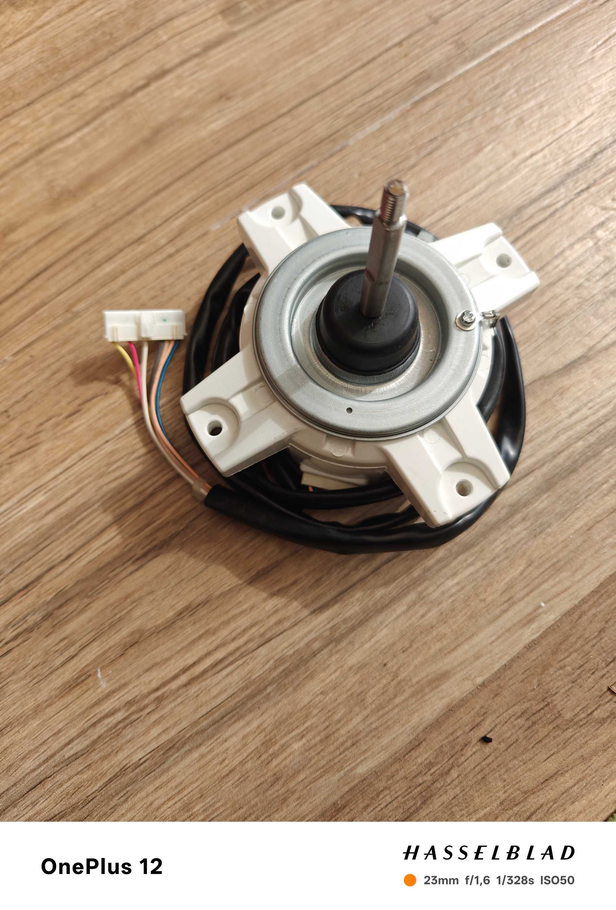 Motor Ar Condicionado - modelo: KFD-280-33-8B