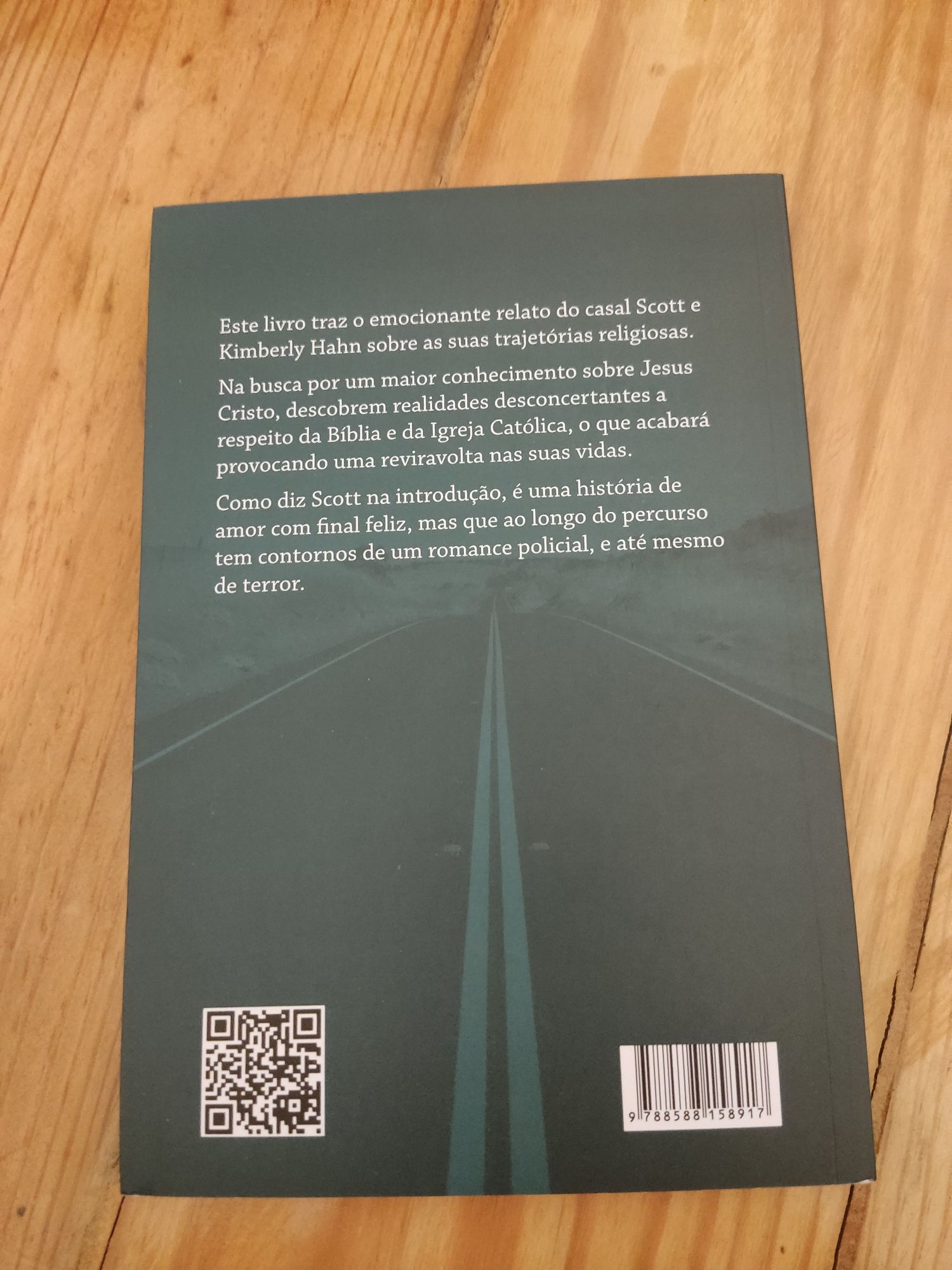 Livro "Todos os Caminhos Levam a Roma"