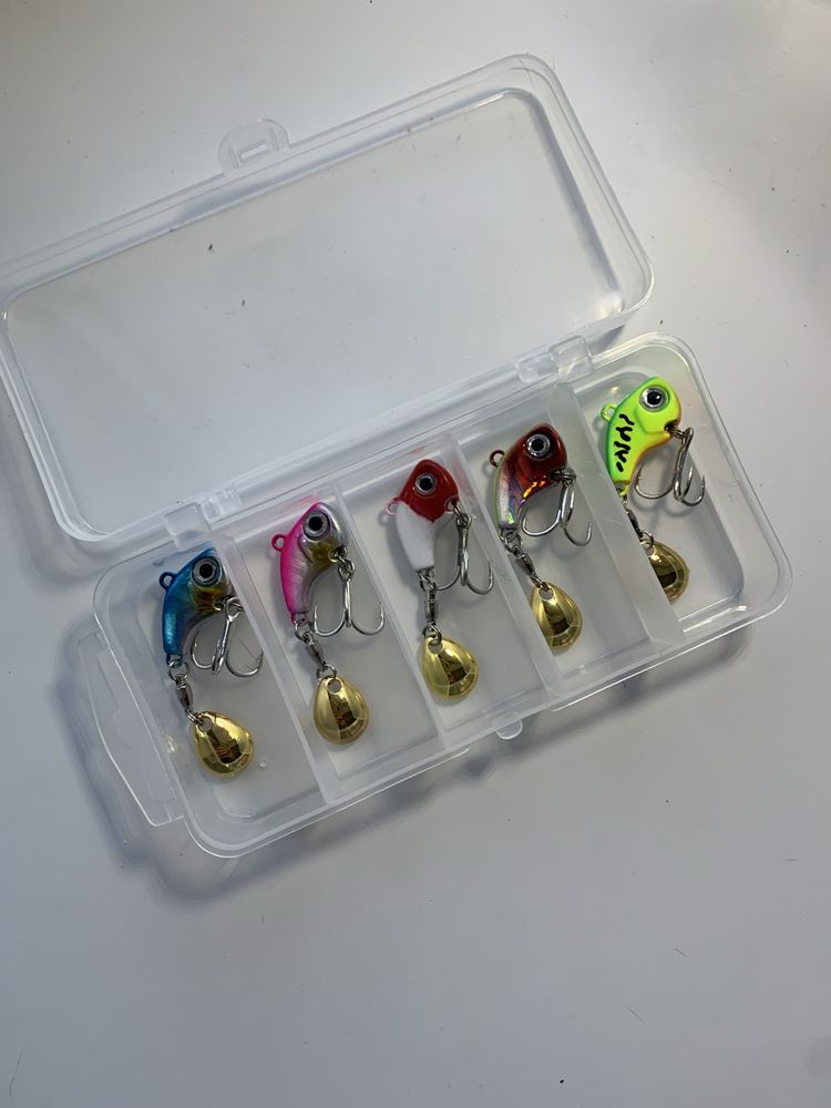 Tail spinner/ Теіл спіннер, Воблер, приманка на хижака 10 грам.