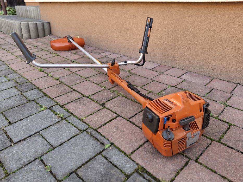 Kosa spalinowa Husqvarna 225R 225 R super stan