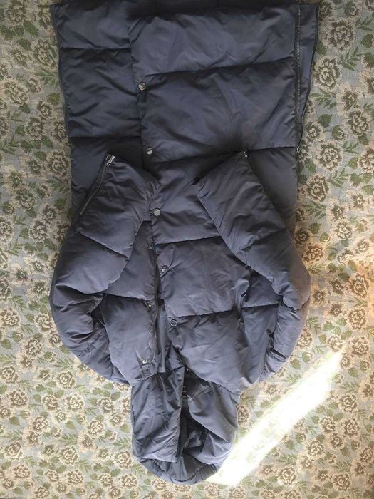 Пуховик дитячий продам