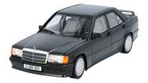 MERCEDES 190 E W201 2.3 Model samochodu 1:18 OE