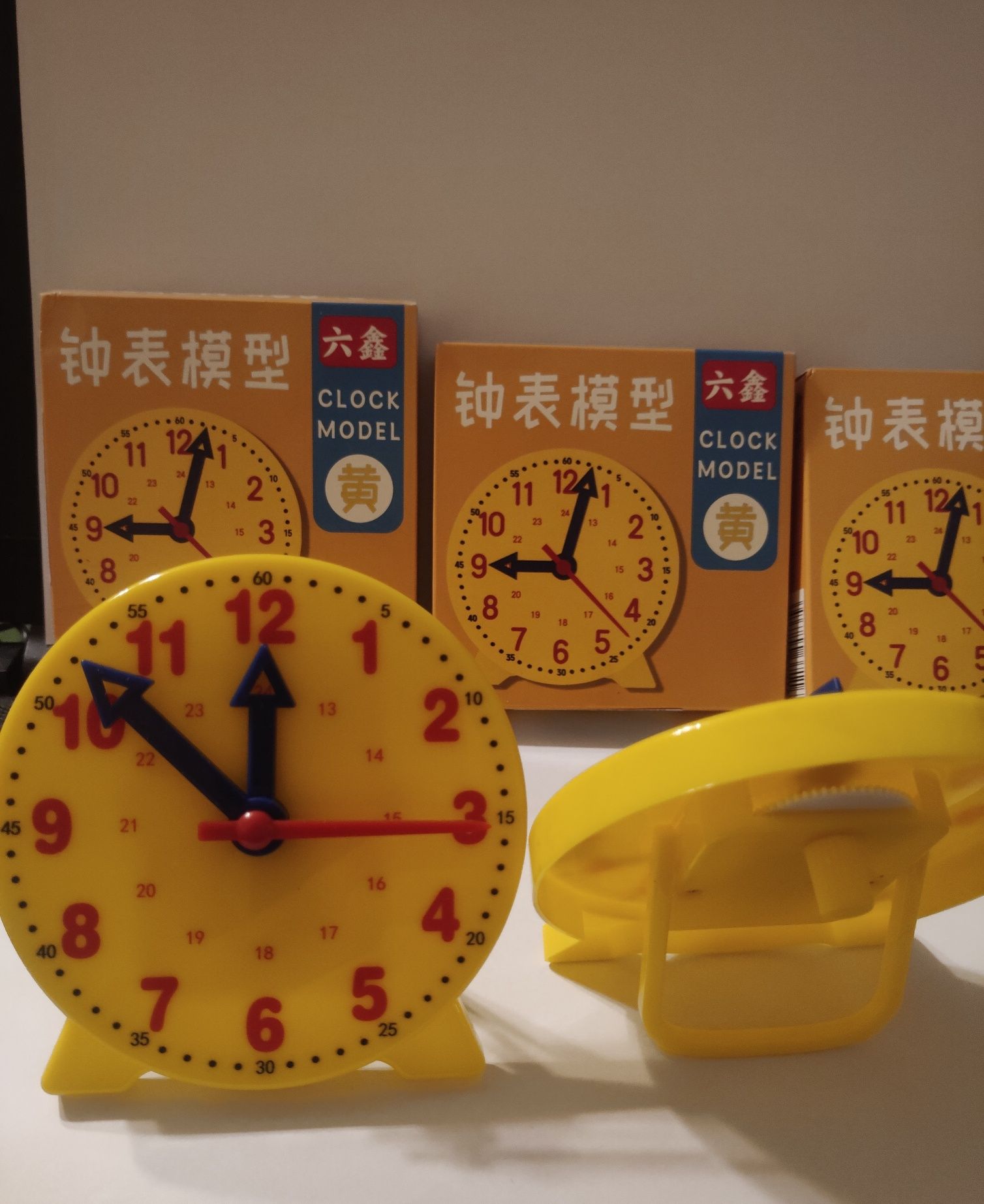 Часы Обучающая игрушка для детей Учебное пособие