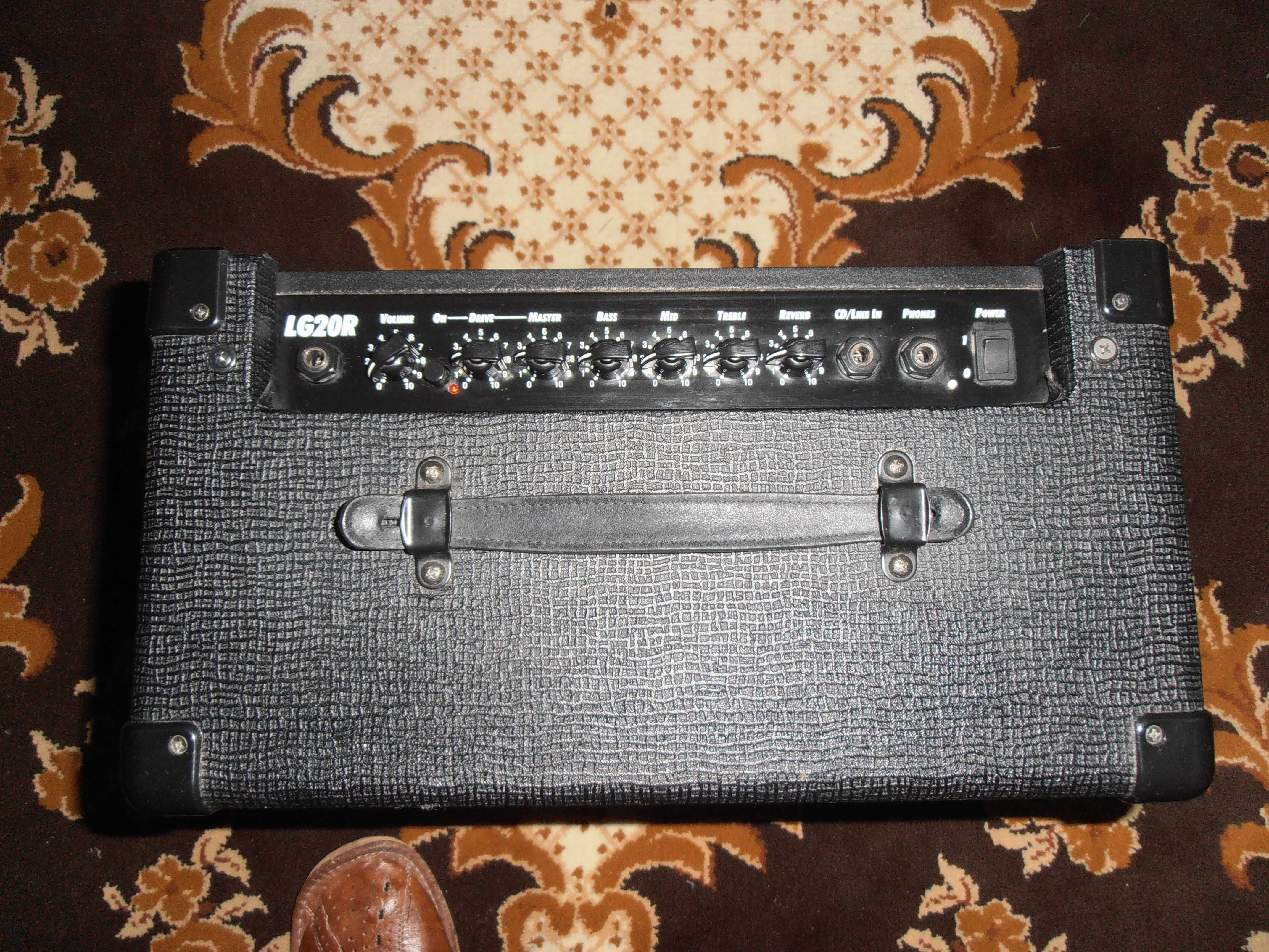 Combo , piecyk , wzmacniacz gitarowy Laney LG 20 R.