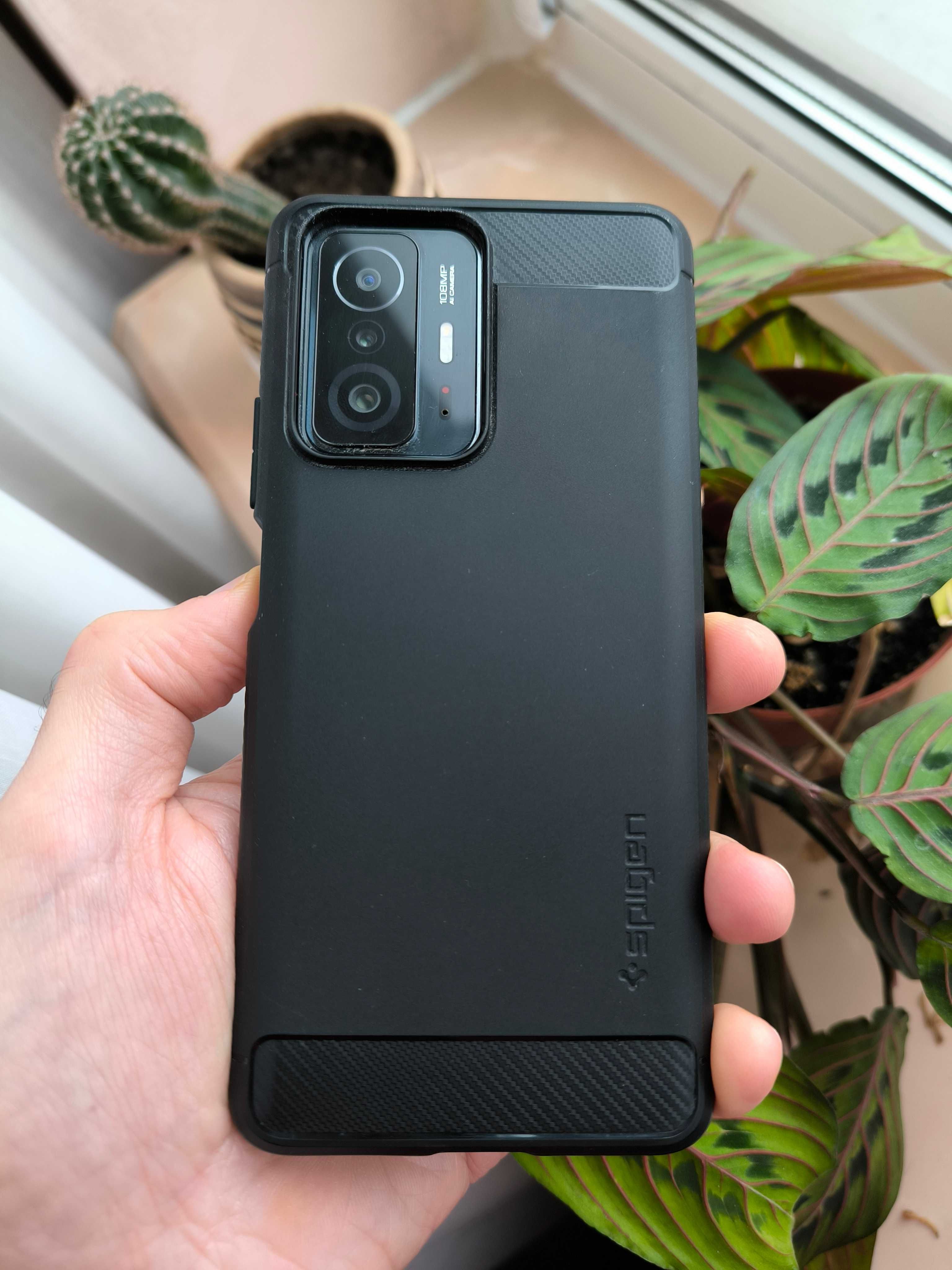 Бампер Spigen Rugged Armor для Xiaomi 11T/11T Pro