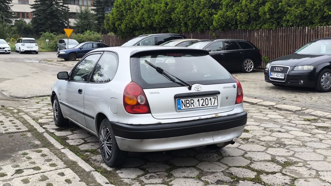 TOYOTA COROLLA 1.9D 69Km 2000Rok