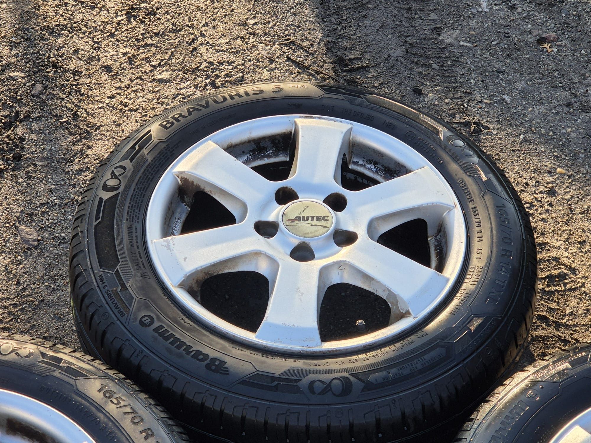 5x100 Alufelgi VW Polo Skoda Fabia Seat Ibiza  opony 165/70 R14 lato