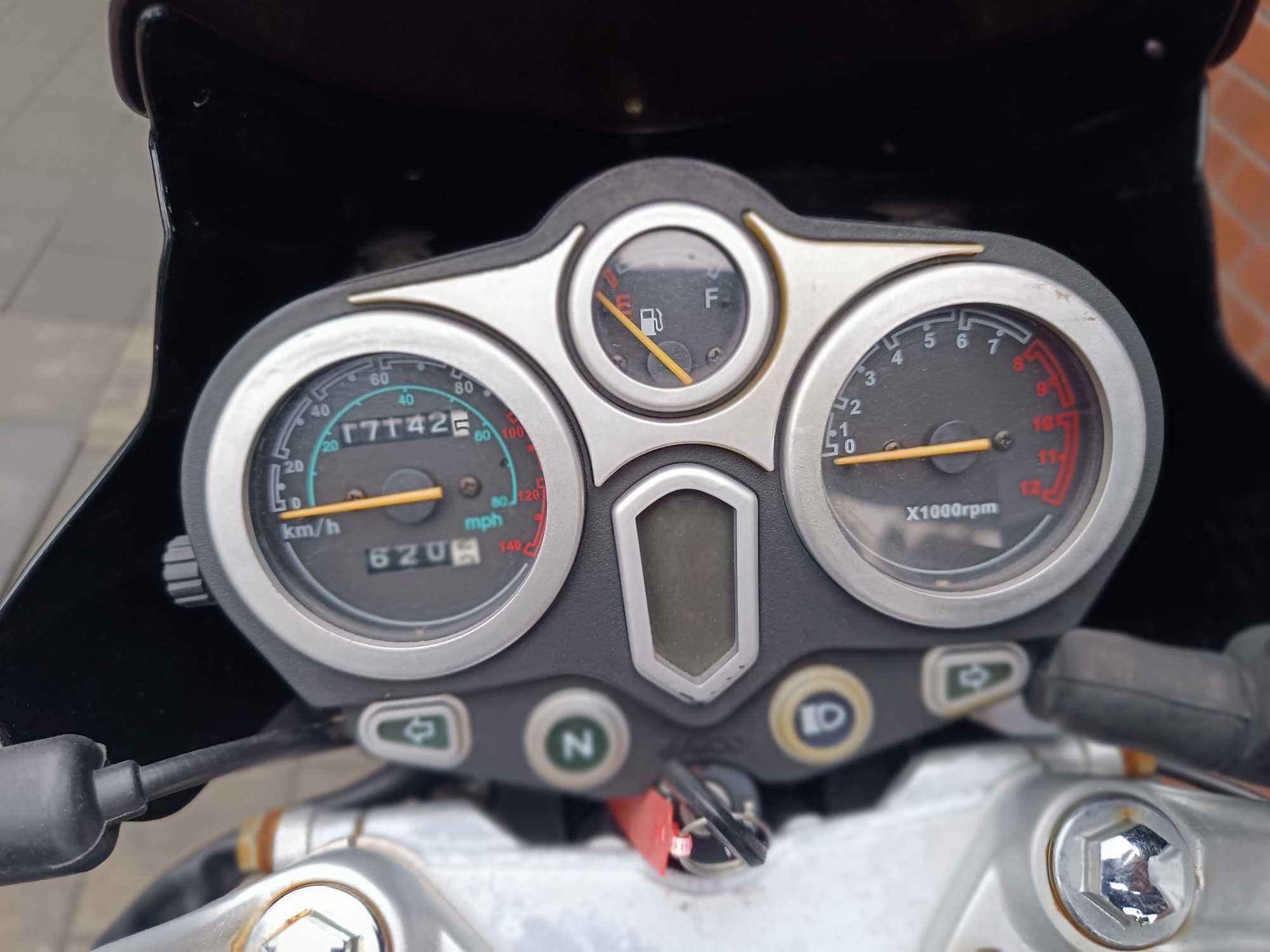 Kymco pulsar 125