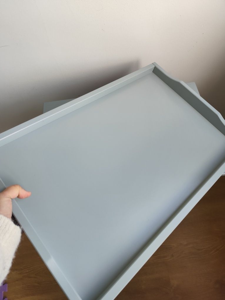 Mesa apoio / cabeceira com tabuleiro azul clara Maryd