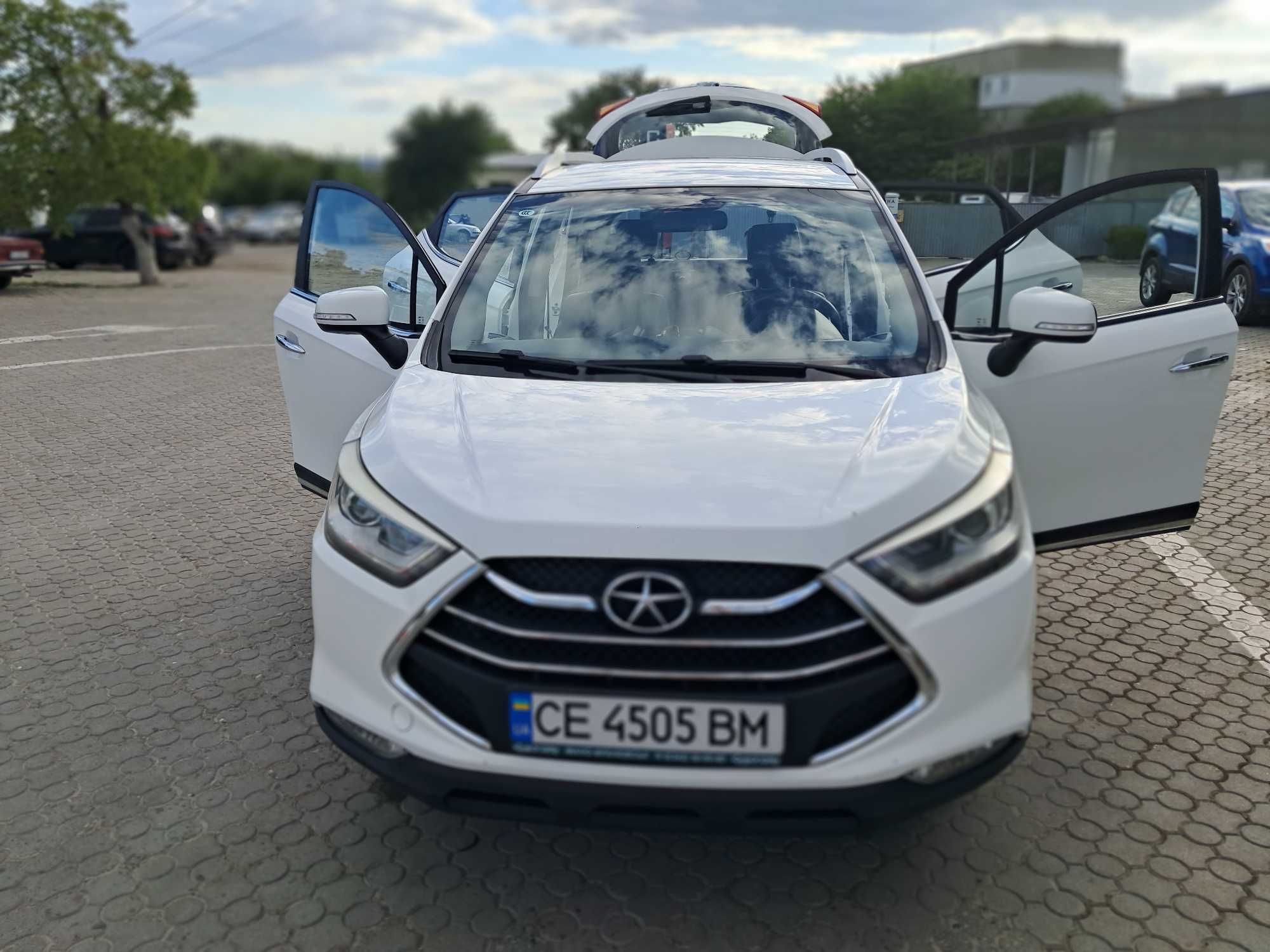 Продається автомобіль JAC S3 2015