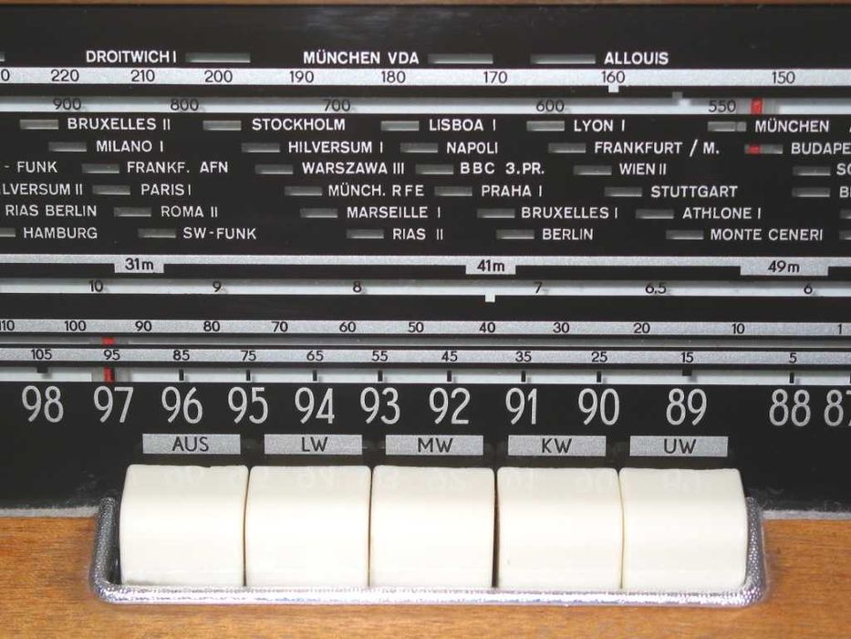 Stare, kolekcjonerskie radio niemieckie Bruns 6341. Sprawne !