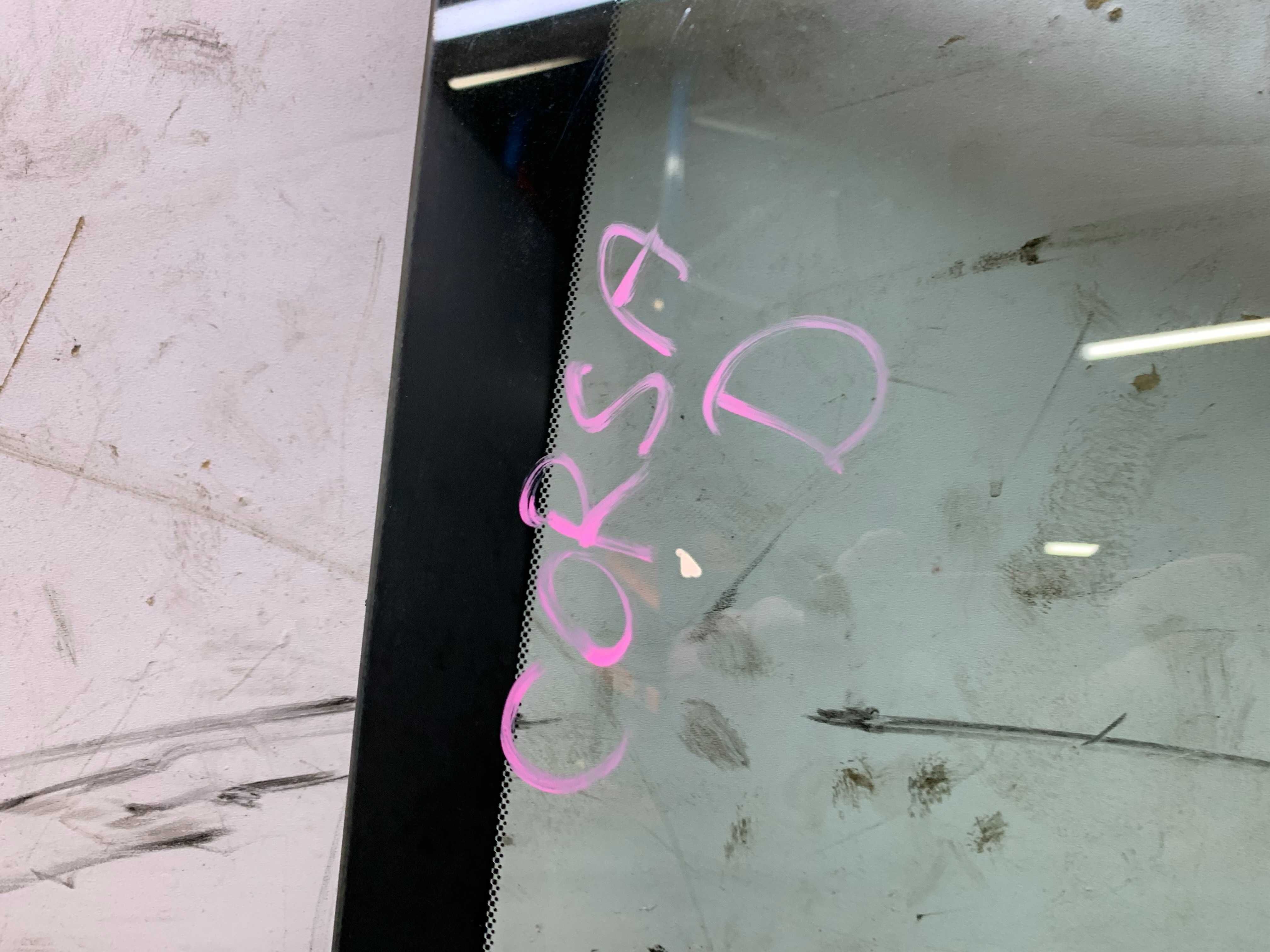 Opel Corsa D Szyba Czołowa Przednia Przód