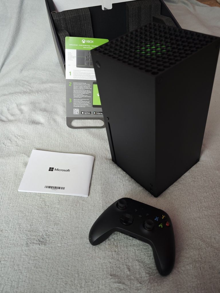 Xbox Series X 1TB z akumulatorkiem