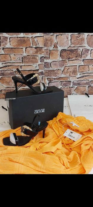 Versace Jeans Couture-sandałki -szpilki